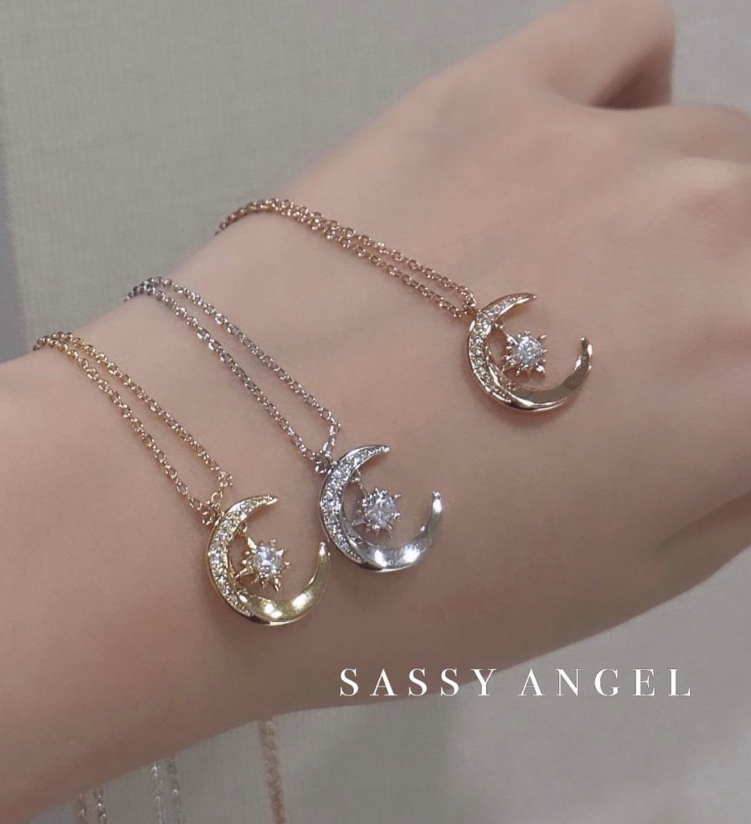 sassyangelchan's tweet photo. インスタで話題の💓全て金属アレルギー対応のアクセサリーショップsassyangel🤍🪽
初の試みで、新作も人気商品も全て対象のクーポンをリツイート数に応じて配布します👏🏻

100リツイート達成▶︎10%OFF
500リツイート達成▶︎20%OFF
1000リツイート達成▶︎30%OFF
10000リツイート達成▶︎50%OFF https://t.co/AigSBVmQGX