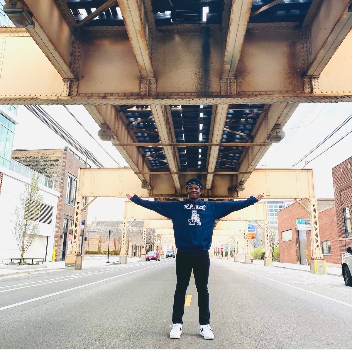 Gray Matter Alumni Caleb Dunson, Cohort 3 and Class of 2024 at Yale University wrote an opinion article "What We've Lost" for Yale Daily News on the recent ruling on Affirmative Action. Read the full article here yaledailynews.com/blog/2023/07/0…

#TGMEAlumni #GMEchanger