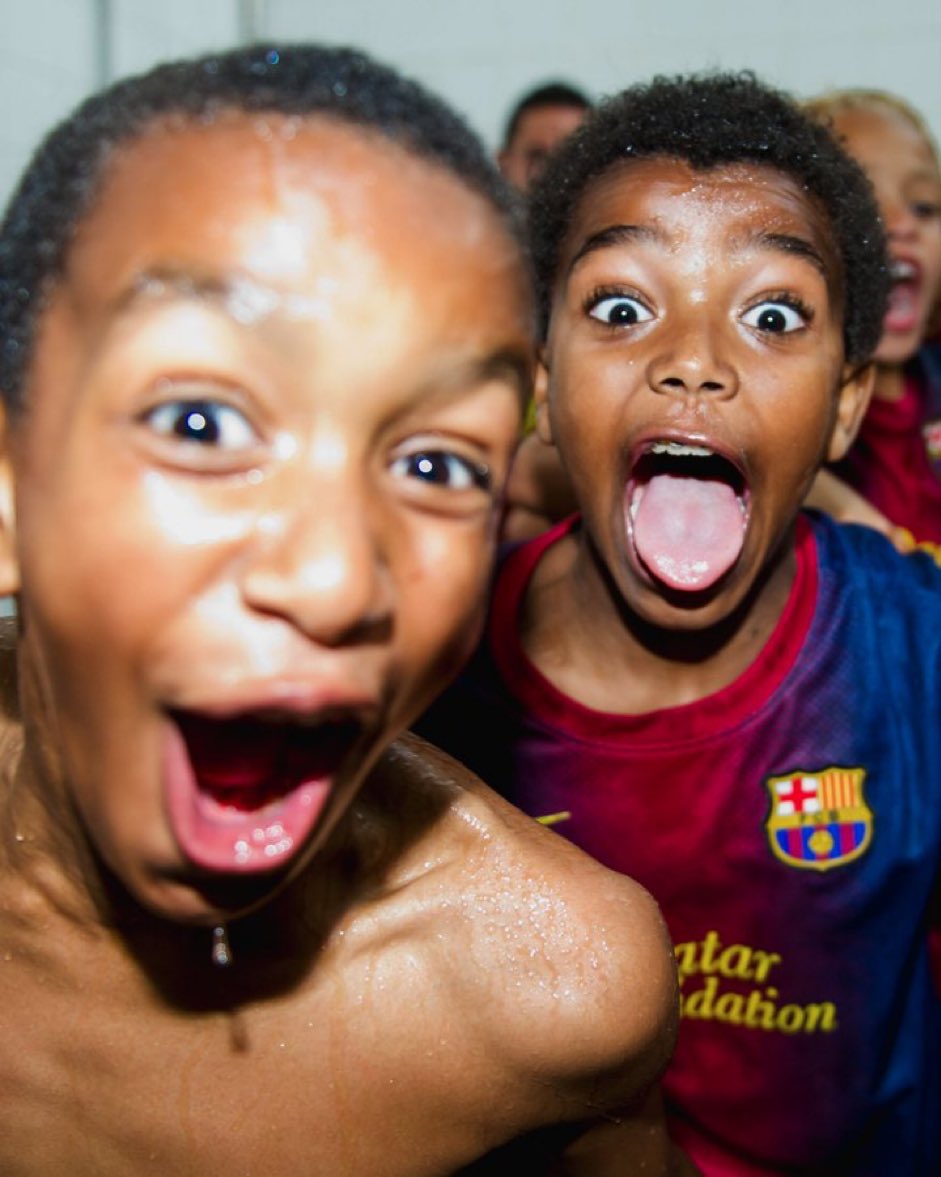 mas_que_pelotas's tweet photo. ¿Quiénes son los que salen en esta foto? 🫣 https://t.co/h8P8vXF7ag