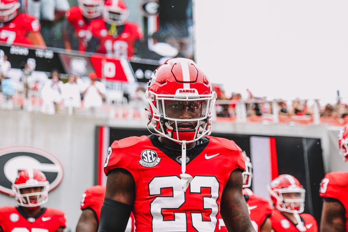 How can I show YOU who I am when I’m not what YOU perceive me to be!!❤️‍🩹
#GoDawgs