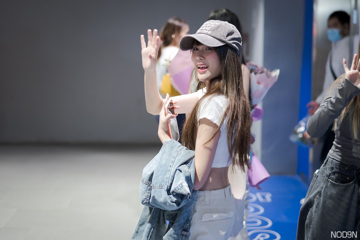 nod9n44's tweet photo. Hope u have a good 28 ;) #AomCGM48 #28GrowTogether https://t.co/RAUYNfwWkN