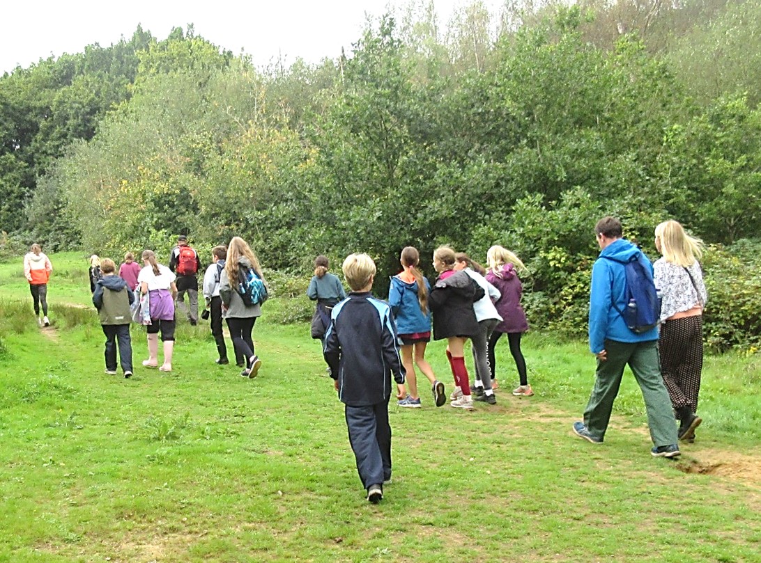 BedalesPrep's tweet photo. The whole School celebrated our founder today with 'Badley Morning'. Dunhurst children enjoyed a walk around our beautiful grounds as well as a talk from some Old Bedalians.
#badleyfoundation #beoutside #foundersday #community #petersfieldpulse #prepschoollife #bedalesprep https://t.co/sv90PeIepY