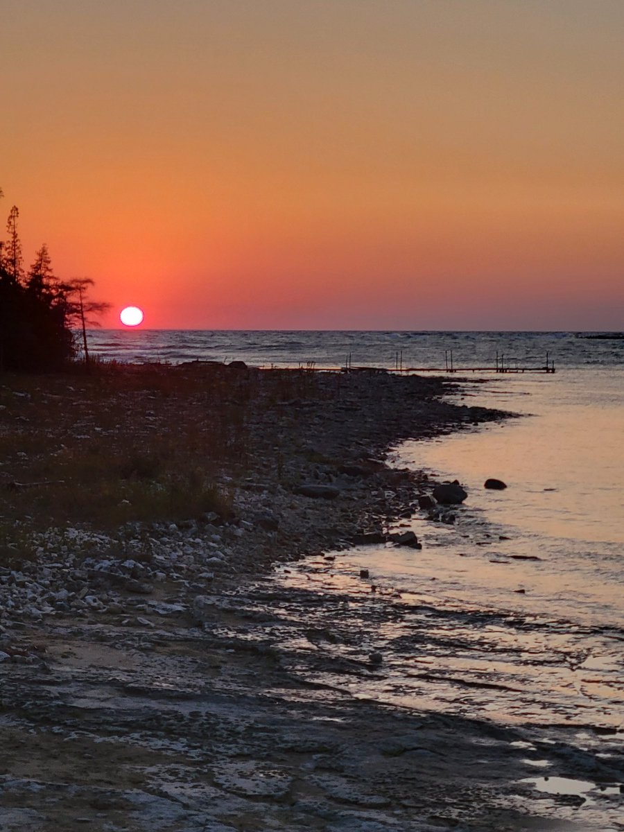 kb313sales's tweet photo. September sun in North Bruce Peninsula.
Heavenly. https://t.co/zig81Aau0y
