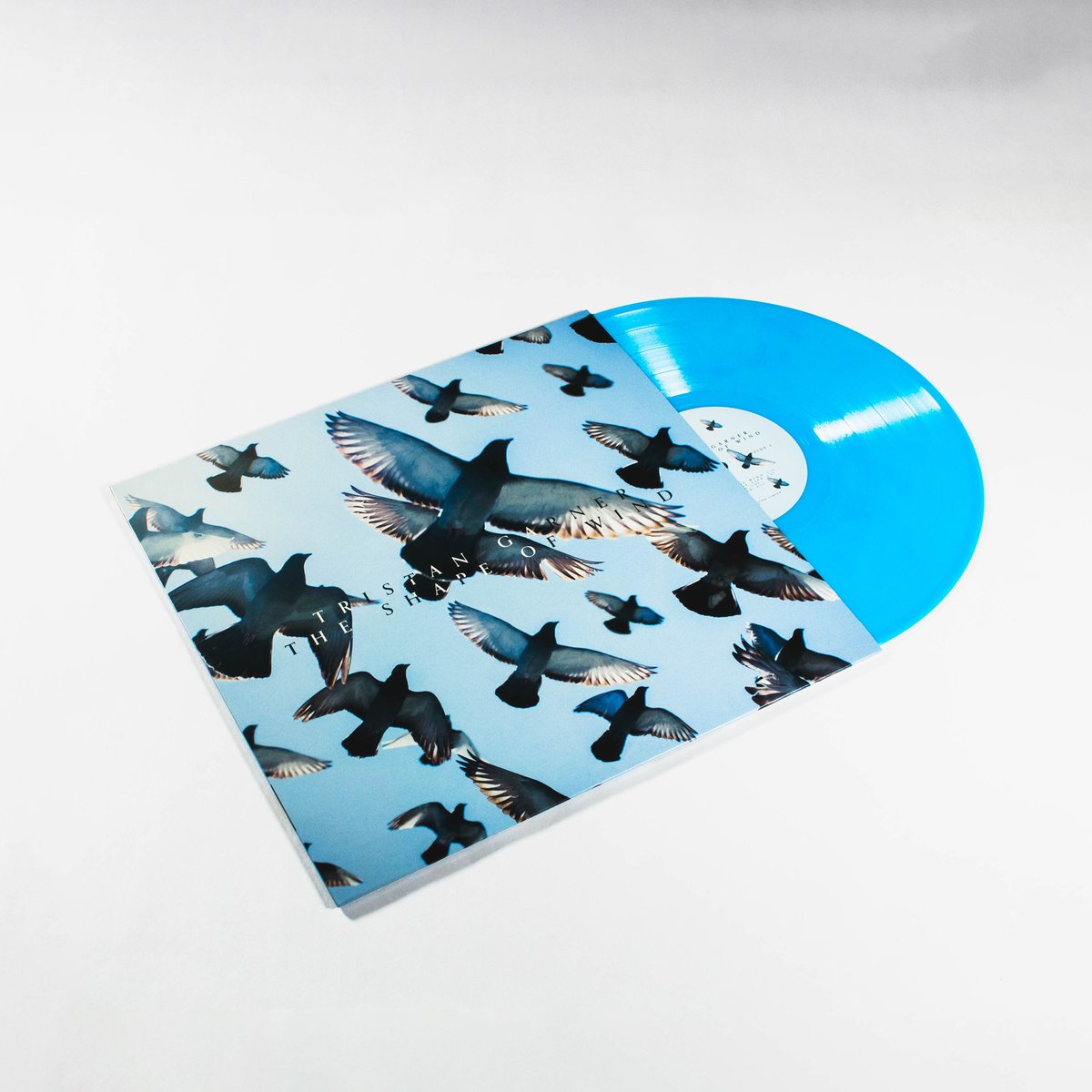 DiggersFactory's tweet photo. @TristanGarner, renowned French electronic music composer, known for collaborations with @Avicii, @tiesto, and more. He's back with "The Shape Of Wind," an ambient masterpiece inspired by nature and poetry, available on vinyl for a pure melodic experience. Don't miss it! https://t.co/j7D6KgszPe