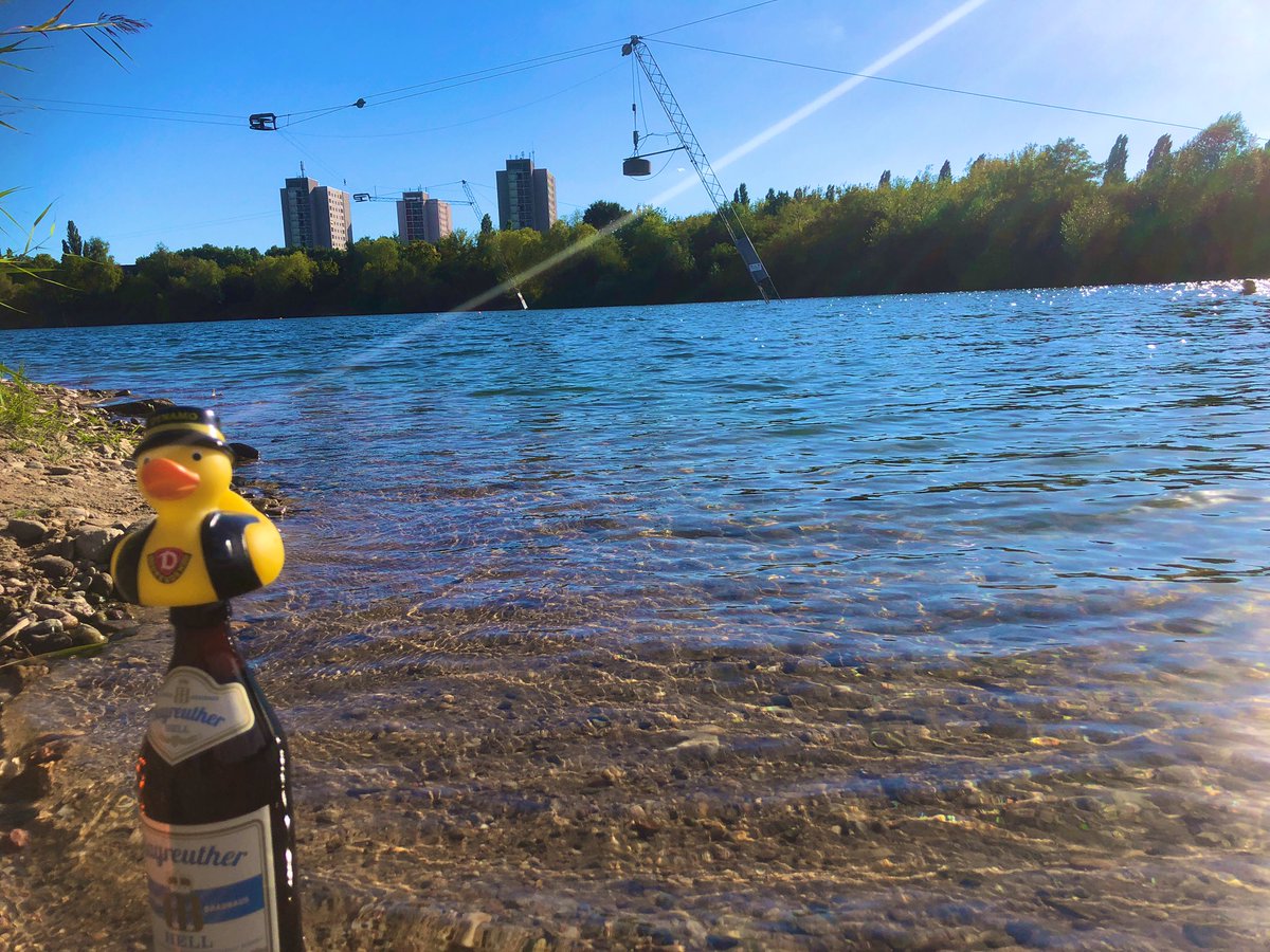 ufleku2's tweet photo. Was für ein Wetterchen hier in Leuben am #baggersee 👍☀️
Der # TL einen schönen Feierabend gewünscht 🌻🐝 https://t.co/WPr7iQkXZU