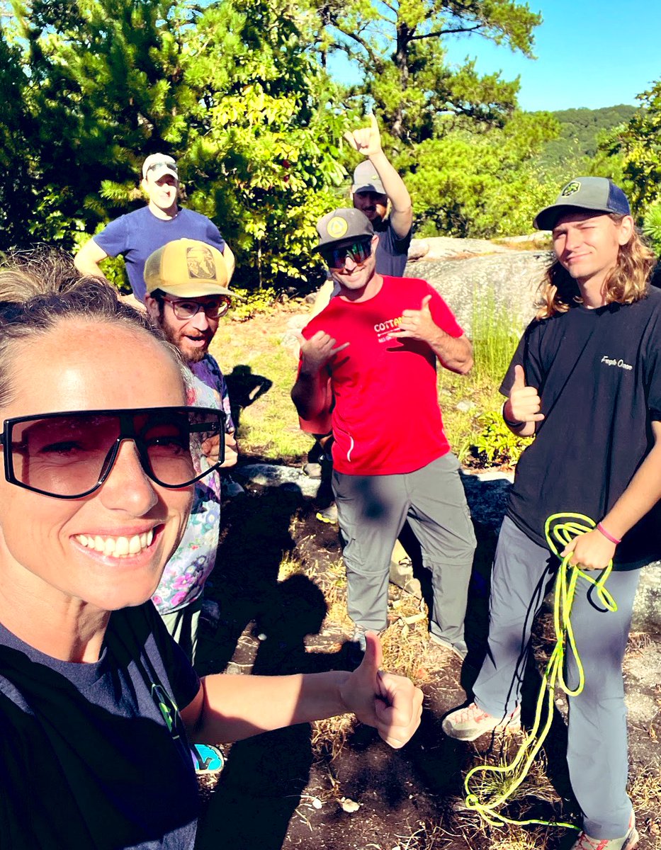 AdventuRecovery's tweet photo. We are so grateful for this crew of #adventureguides who show up for others with #compassion 🌱💙 #mentalhealth #recoverymonth #adventurerecovery #rockclimbing #rockguide #recoverycoaching https://t.co/vc6T46R2M7