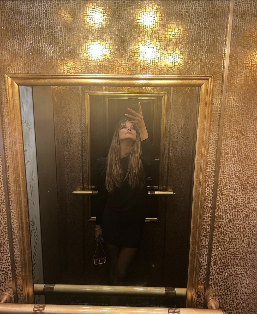 MarionSpampi's tweet image. #badassQueen @spampistefania 🖤🤍👑