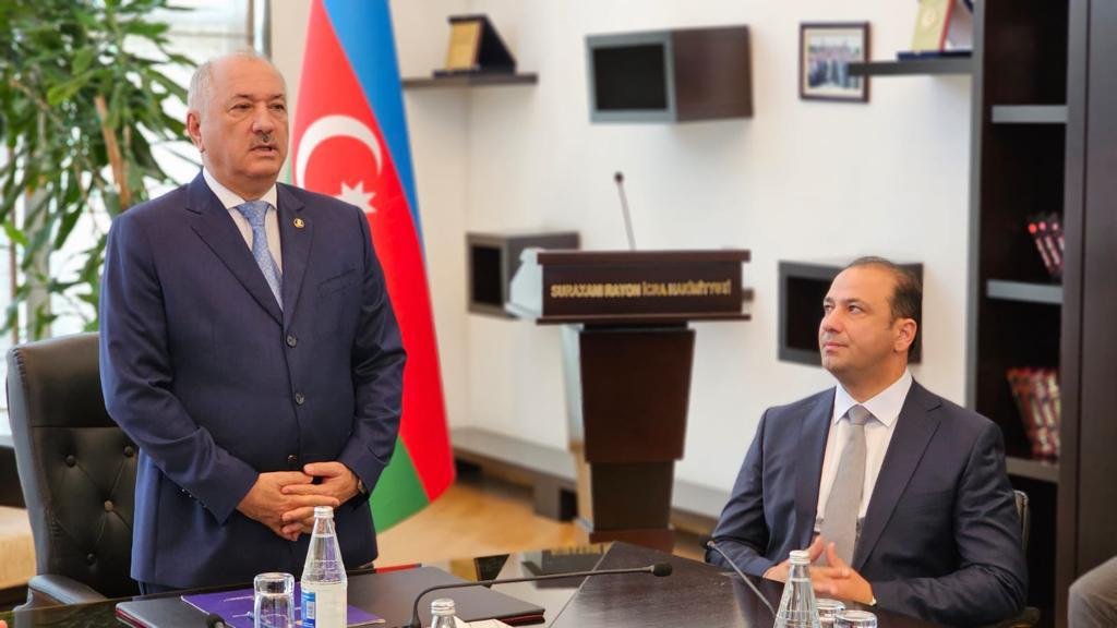 VazehASGAROV's tweet photo. Sentyabrın 20-də Suraxanı Rayon İcra Hakimiyyətinin təşkilatçılığı ilə “Heydər Əliyev İli” çərçivəsində “Əsrin müqaviləsi tarixi Zəfərimizə gedən yolun başlanğıcıdır” adlı konfrans keçirilib.

https://t.co/NvrqGI904b https://t.co/qU2cN7eOCH