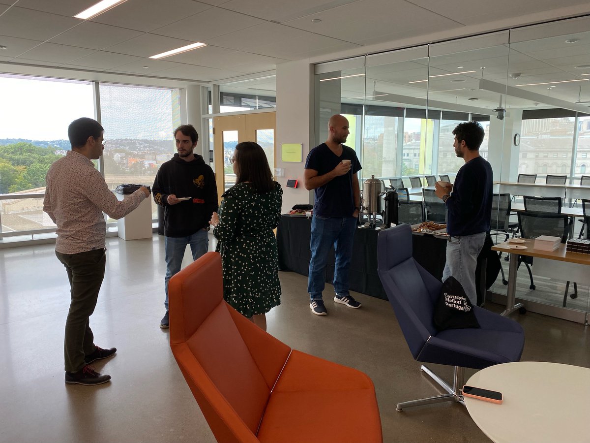 Yesterday #CMUPortugal students currently at <a href="/CarnegieMellon/">Carnegie Mellon University</a> gathered for☕️ and🍩! A Welcome Back event where all could meet and share experiences of life at <a href="/CarnegieMellon/">Carnegie Mellon University</a>!  
Good luck to all for this new semester!
ℹ️cmuportugal.org/y743