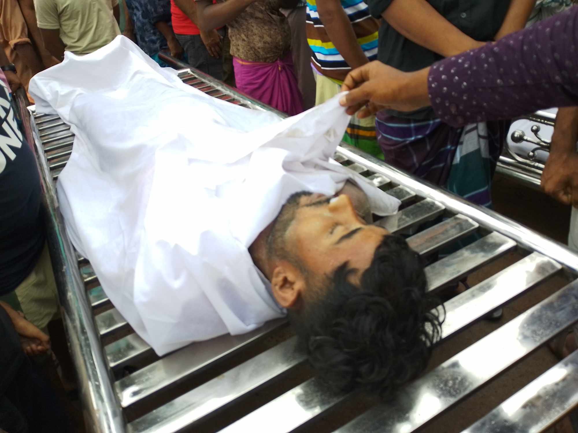 কালিয়াকৈরে র্নিমানাধীন সেফটি টেংকির বিষাক্ত গ্যাসে নিহত ২,আহত ১