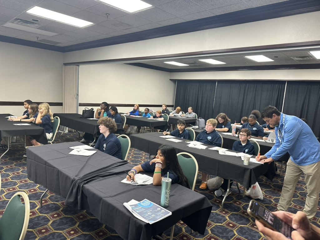 old acct tweet media