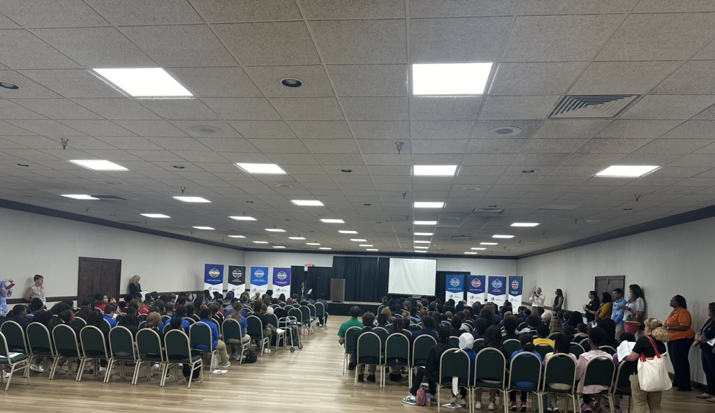 old acct tweet media