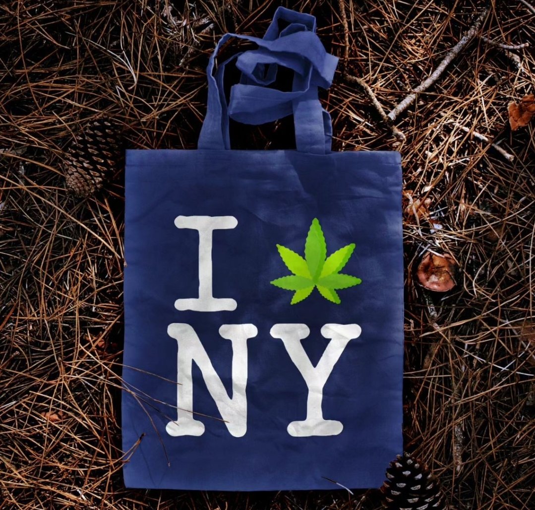 niceyield's tweet photo. "I Supply NY" tote bag available online NOW!!! โจ๏ธ #iloveny #niceyield https://t.co/224mv9kh9p