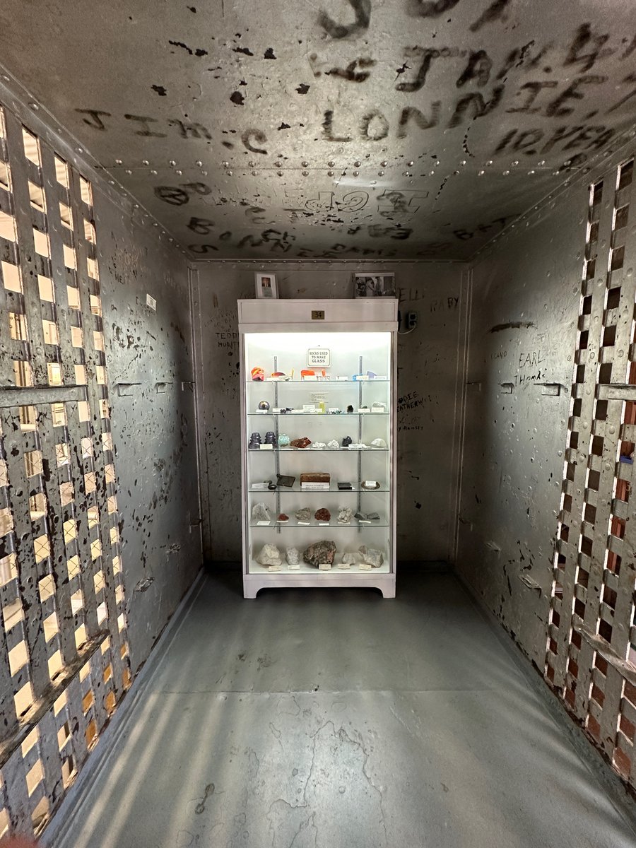 VisitNC's tweet photo. We bet you didn’t walk into the Old Macon County Jail in #FranklinNC expecting to find these gems. Then again, maybe you did? 💎

No cutting corners here – at Franklin Gem &amp; Mineral Museum, you’ll find florescent minerals, gems native to NC and even fossils from across the world! https://t.co/BY3G6VzyGN