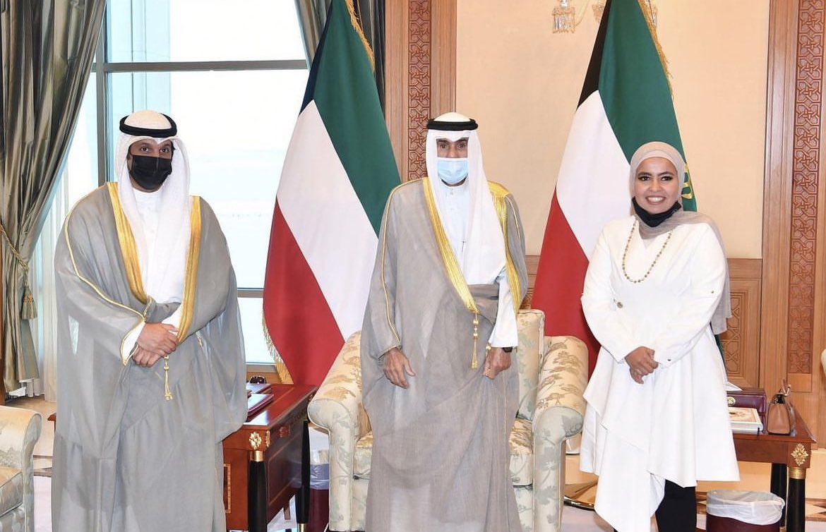JenanAlShehab's tweet photo. في مثل هاليوم بيوم ميلادي قبل سنتين 2021
تشرفت بمقابلة
سمو أمير البلا الشيخ نواف الاحمد الجابر الصباح 👑
وسمو ولي العهد الشيخ مشعل الاحمد الجابر الصباح 👑
وكانت أجمل هدية 🤍
#20_september 2021 https://t.co/iulJ0dDThx