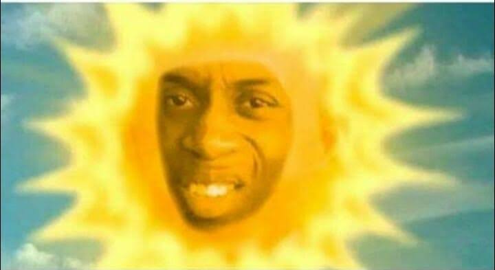 codipiordinaria's tweet photo. O sol olhando para o cudipano sem entender pq ele tá tirando foto do sol https://t.co/6soSxEtNHj