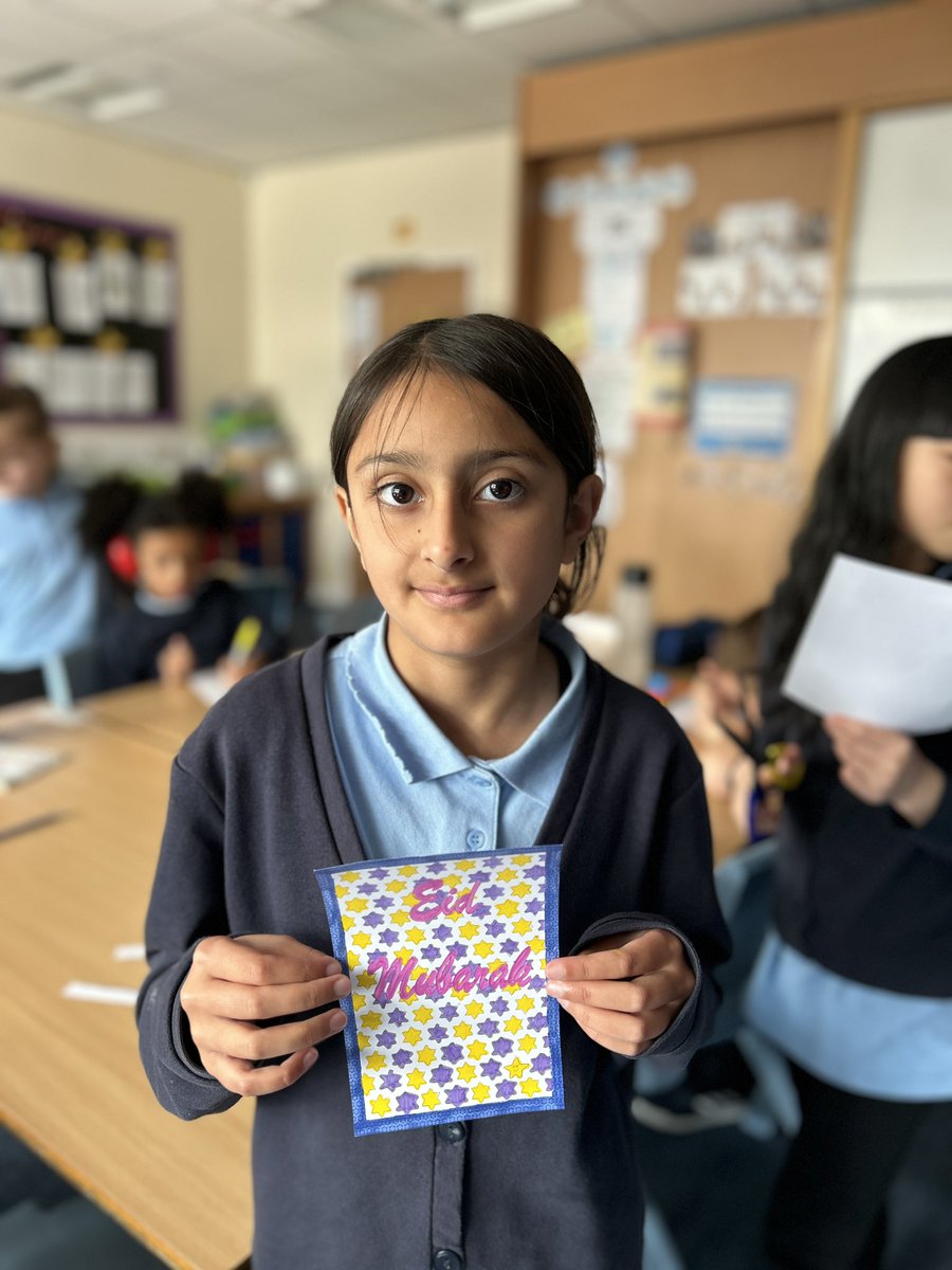 BurghPrimary's tweet photo. In RME recently P6 have been learning about the five pillars of Islam. We learned about Sawm and found out all about Ramadan and Eid. We then created our own Eid cards paying attention to colour and pattern @EducationSLC #RME #Islam #PillarsOfIslam #Eid #Pattern https://t.co/ka4lBveIIt