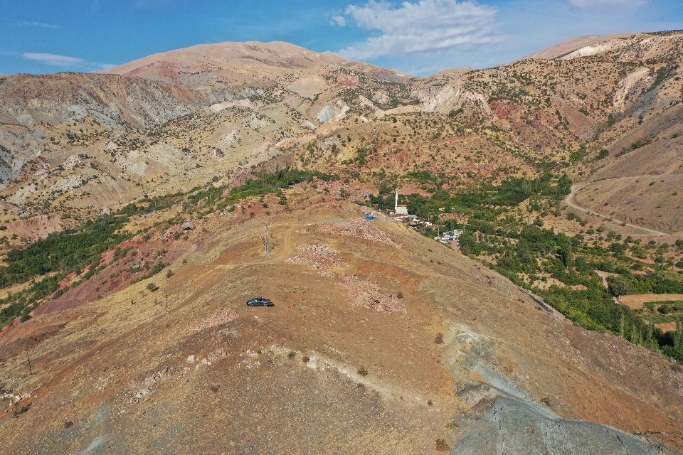 shaken_g6190's tweet image. 6 Şubat #Kahramanmaraş #depremlerinin tetiklediği #heyelanlar üzerine yaptığımız arazi çalışmaları, termal ve optik verilerin toplanması ile devam etmektedir.
