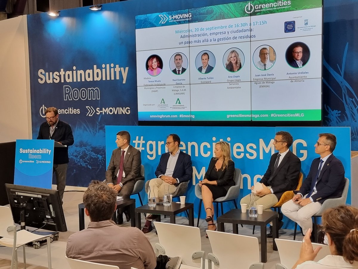 forogreencities's tweet photo. ✅️ Mesa redonda 👉 "Administración, empresa y ciudadanía: un paso más allá a la gestión de residuos"
📍 Sustainability Room
🗣 Con @FAMPcomunica, @LimasamOficial, #Econward, @LlopisAmbiental, @EMASAMalaga y @aytoalm.
➡️ @IDEAJunta @trade_andalucia
#GreencitiesMLG #SMoving https://t.co/iwZAjy1ATB