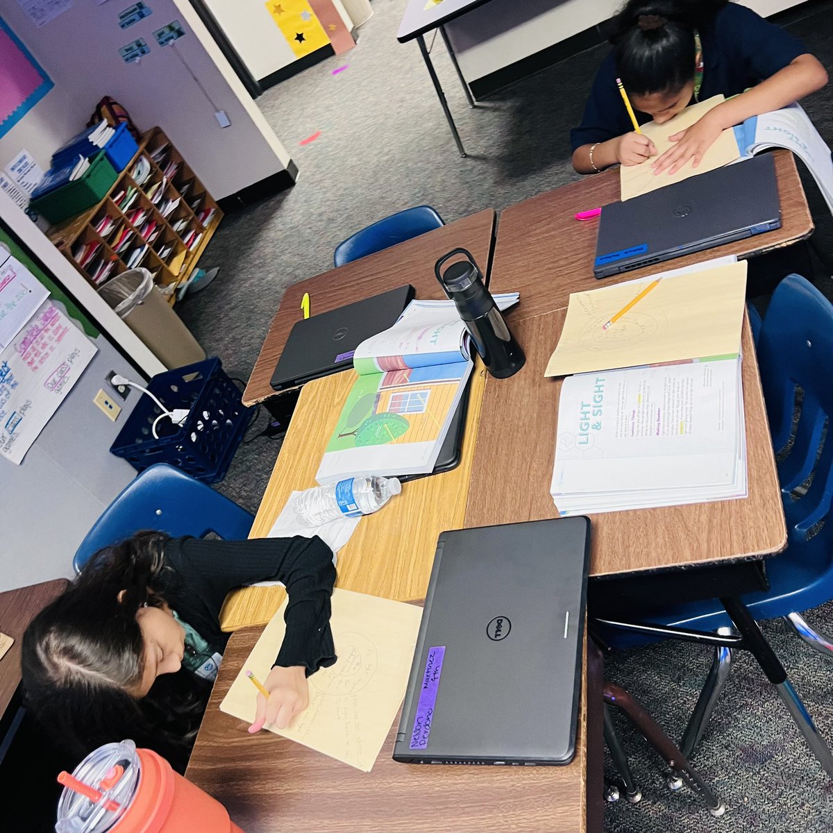 Mrs. T. Martinez tweet media