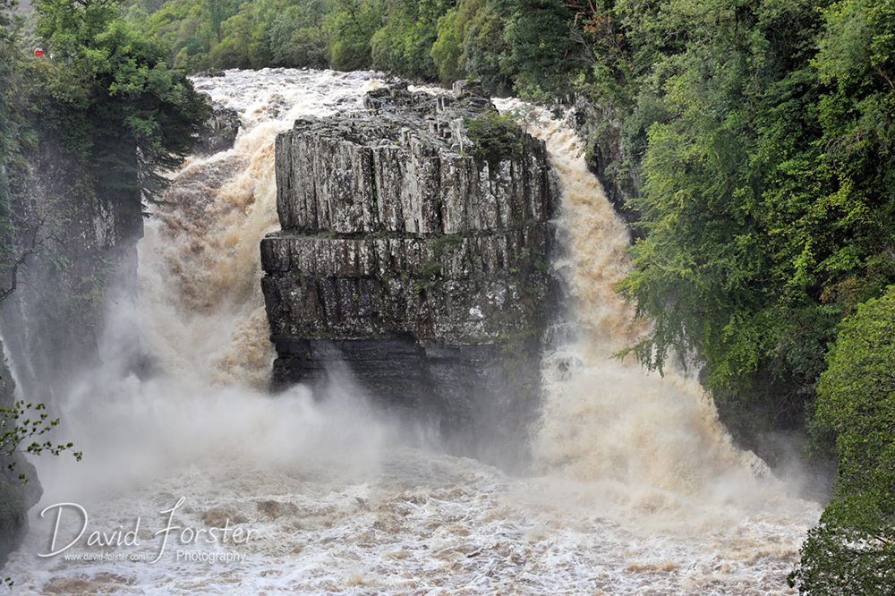 The River Tees at High Force this afternoon as the heavy rain continues in Northern England UK. Teesdale, County Durham, UK.
#HighForce #Teesdale #RiverTees #NorthPennines #weather #StormHour #ThePhotoHour #CountyDurham #weatherwarning #DurhamDales