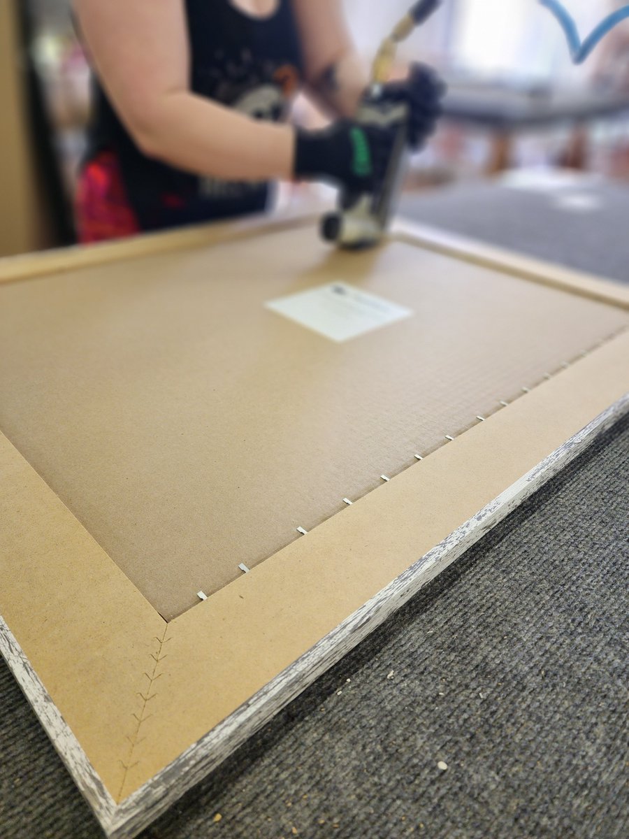 brandtworks's tweet photo. Every product we make goes through an extensive quality check. Just check the back! You will see a signature guaranteeing the check from one of our talented production team members! Have no fear, quality it here! #Brandtworks #FreedomtoInnovate #QualityProducts #AmericanMade https://t.co/uiEzH1UtCN