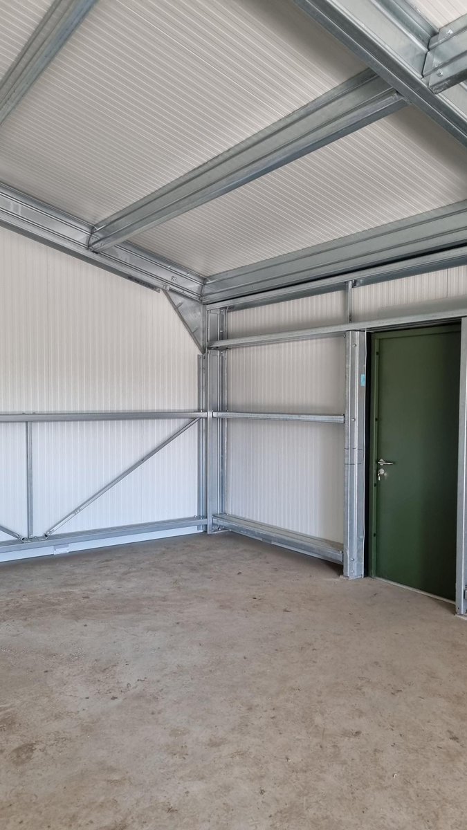 lgs_ltd's tweet photo. A few photos of a recently completed commercial vehicle workshop in #ripon, #northyorkshire

#lgs #lgsprojects #coldrolled #steelframed #workshop #lightindustrial https://t.co/j1jXU7LaMj