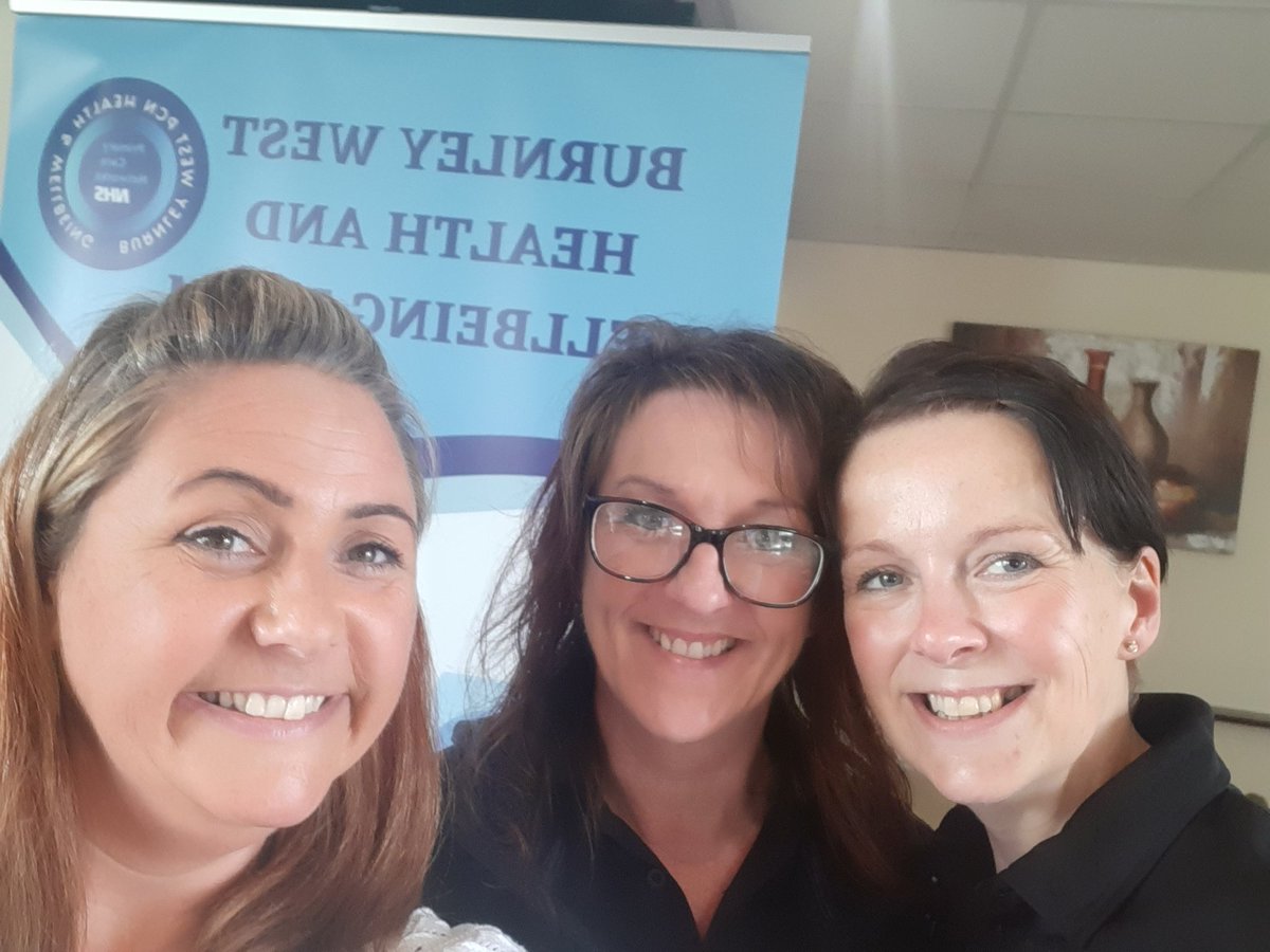 BW_HWTEAM's tweet photo. 🌟Thanks to @BurnleyFC_Com @GethincJones and all at #nonayneverforget What a great #communityevent talking all things #healthandwellbeing, lot's of #laughter and #havingfun and great to see #partneragencies @BurnleyFire @BurnleyLeisure @alzheimerssoc #workingtogether @LSCICB 🌟 https://t.co/mA37uUUmhx