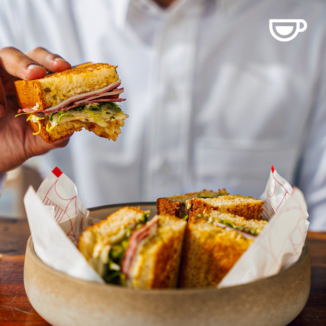 JavaTimeInc's tweet image. فطورك يبدأ من هنا جرّب الروست بيف

#جافا_تايم #JavaTime