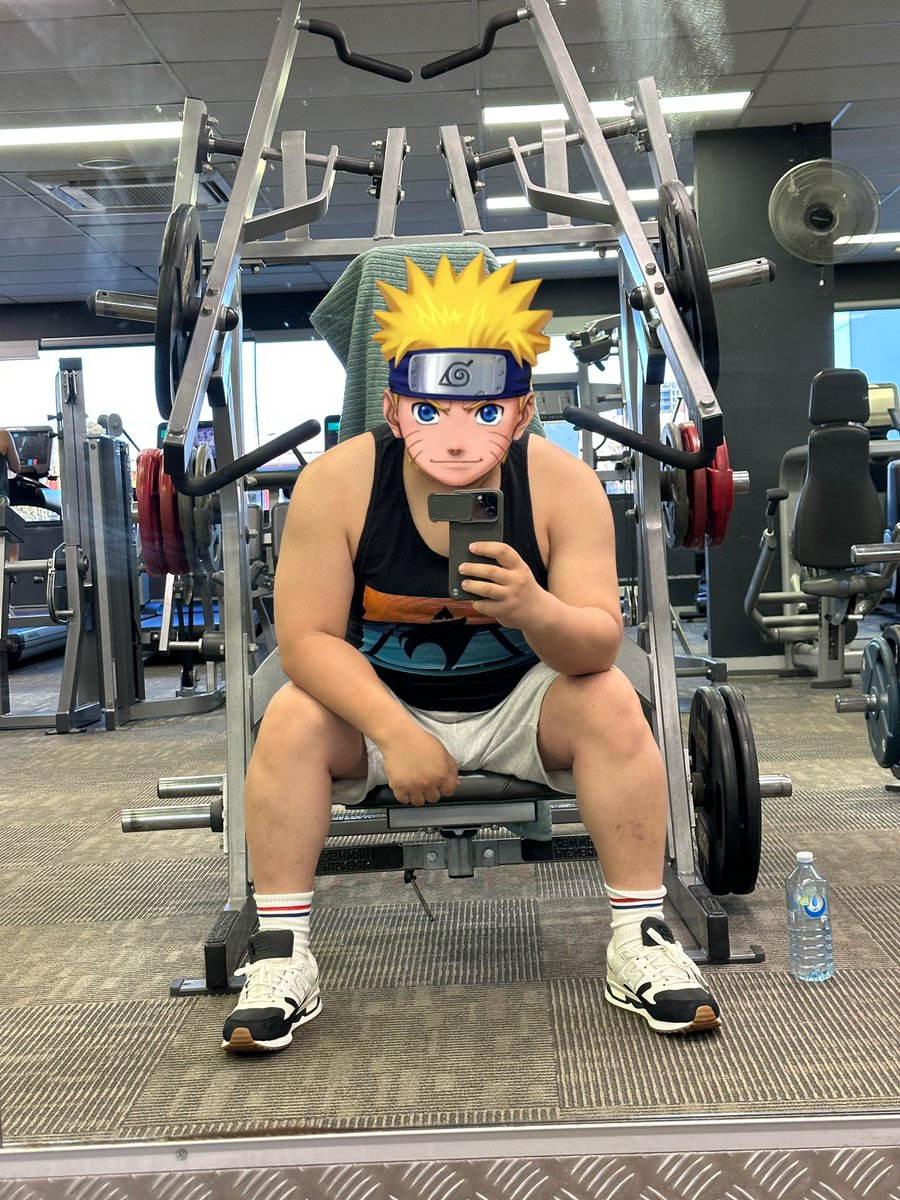 Johnny6855685's tweet photo. 还是滚回健身房了 🥲 https://t.co/oeIQT7RPF4