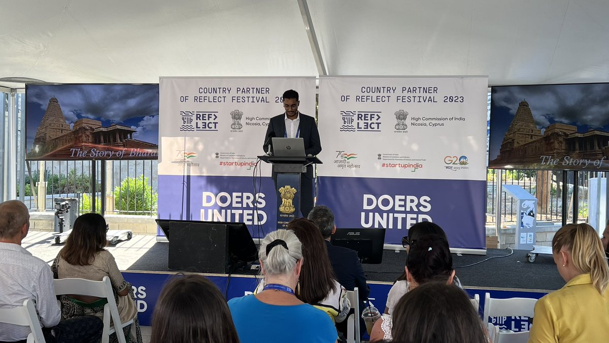 Jovanna M. Yiouselli tweet media