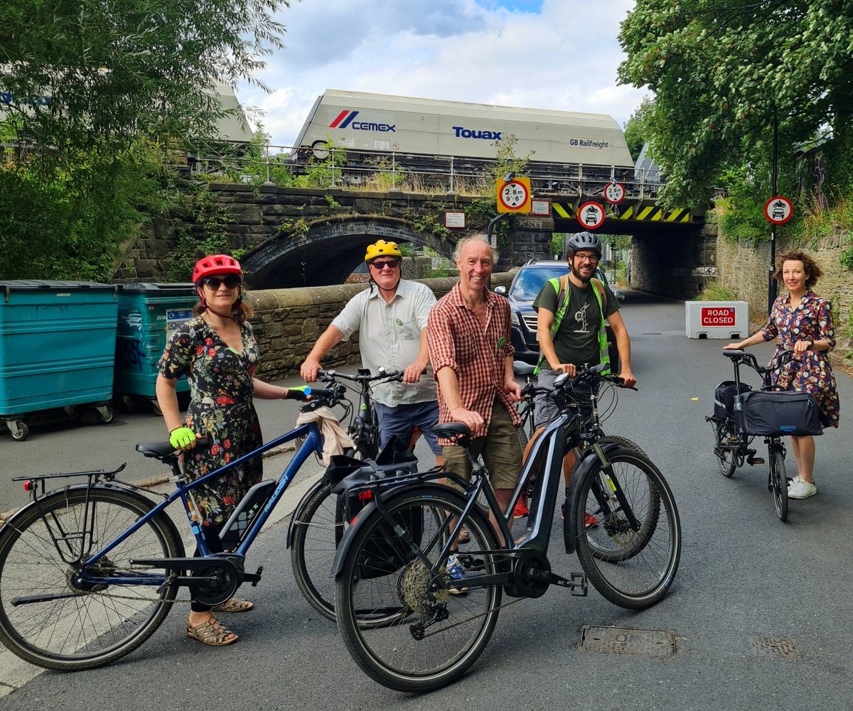 Sheaf Valley Cycle Route has been made permanent- just passed by Committee 💚🚴‍♀️🚴‍♂️🚴🚶‍♀️👨‍🦯🚶💚 Fantastic news @SheffieldGreens @CycleSheffield @RuthMersereau @AlexiDimond @DouglasJSheff @SheafVaHeritage