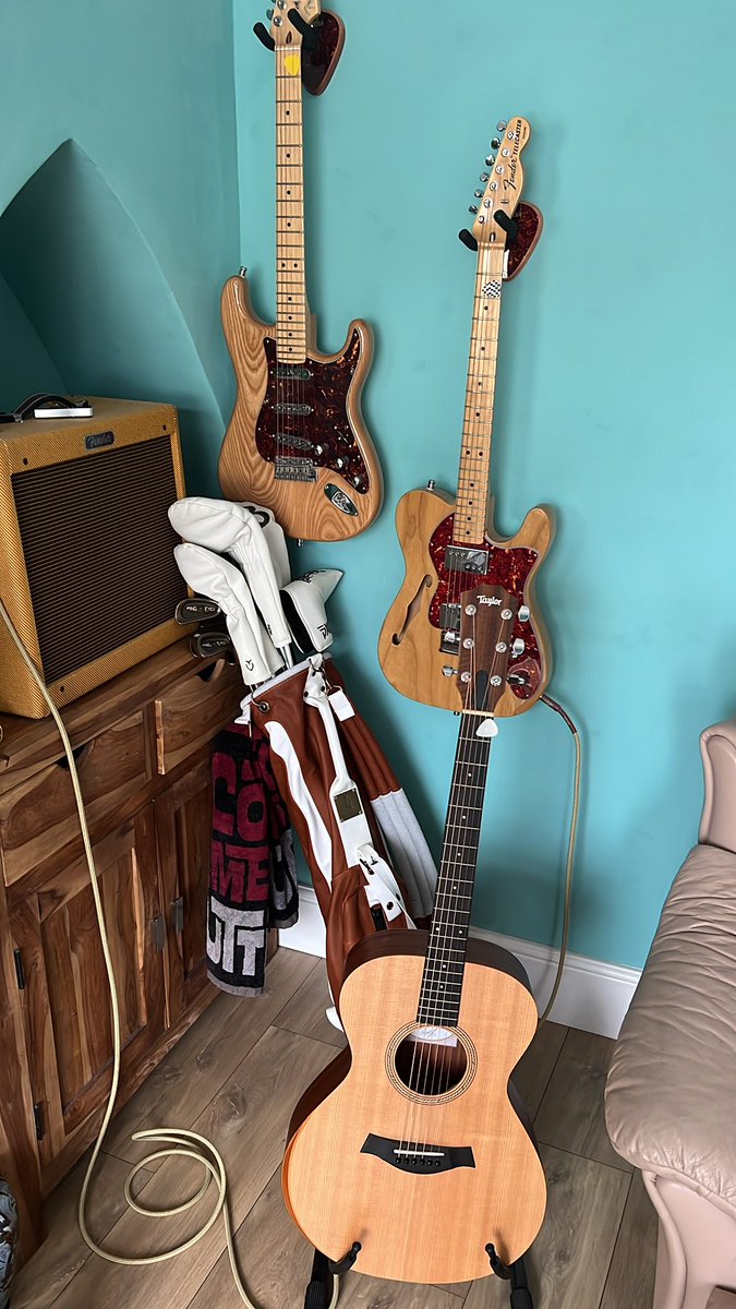 <a href="/LinksAndKings/">Links & Kings</a> my birthday present, making itself at home with my other “toys”