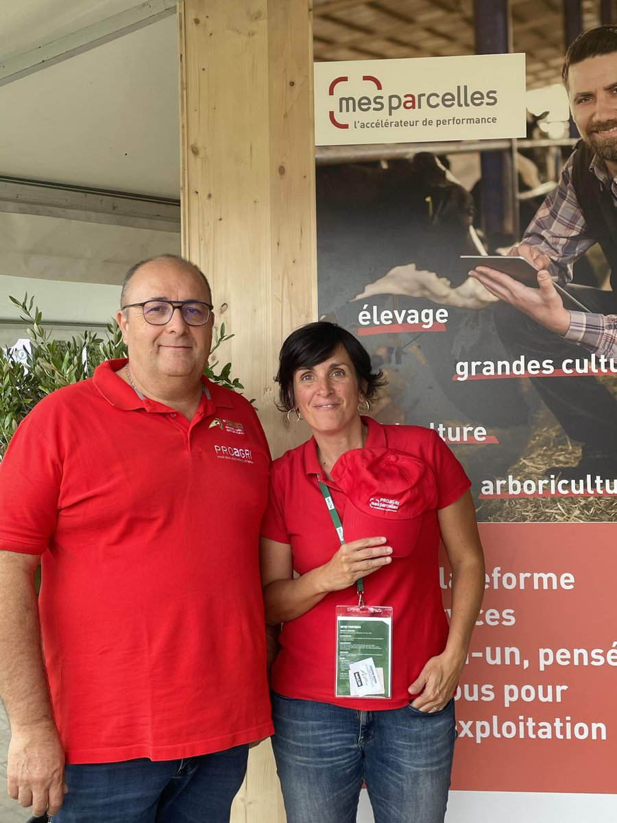 MesParcelles_'s tweet photo. [Salon] Emilie et Frédéric vous attendent sur le stand #MesParcelles pour ces dernières heures de Salon Tech &amp; Bio ! 🎊

Pleins de nouveautés sur la solution sont à découvrir et des goodies vous seront offerts ✨ https://t.co/5vB2hIkT3U