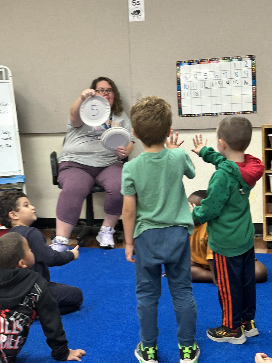 CabasClass's tweet image. We played around the world in math today. Students had to say the number and show it on their hands.  @QVPSVikings @danielle_g_ece