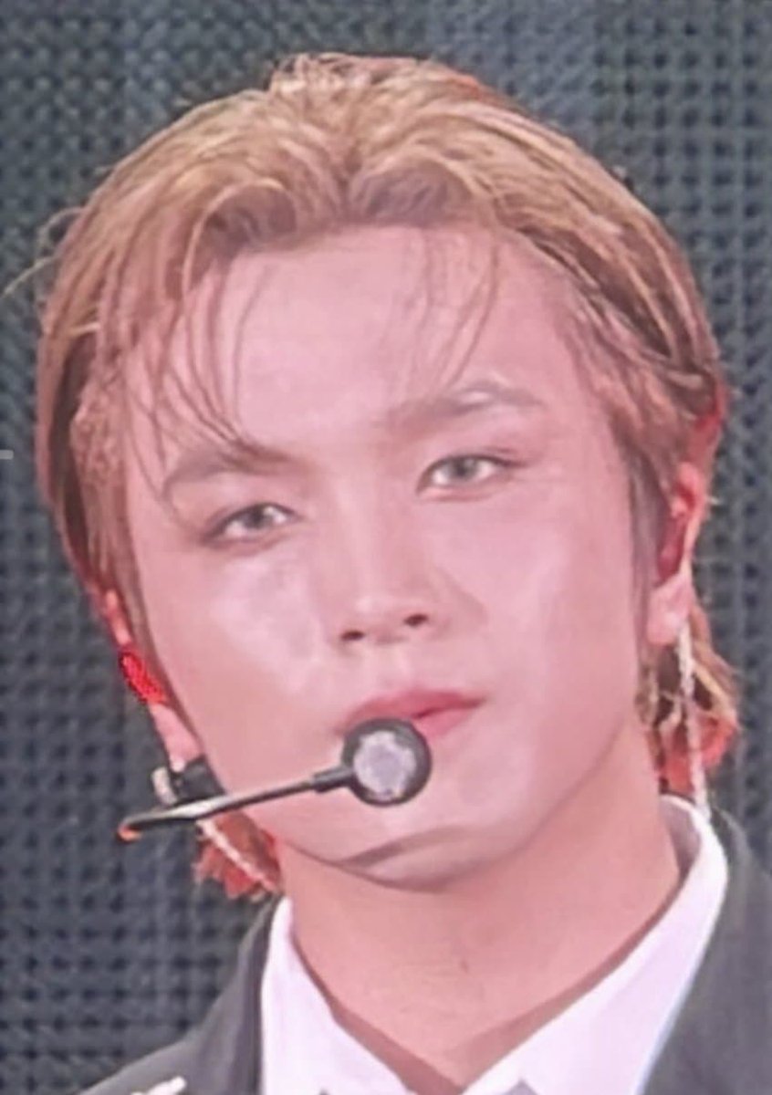 dhfuck00's tweet photo. 얘가 제일 충격적인데 뭐라노 https://t.co/VE08C28jml