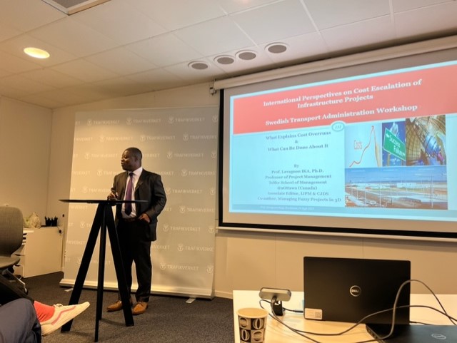 Lavagnon's tweet photo. #Costoverruns
#Projects
I was thrilled to be a guest speaker yesterday at the Swedish Transport Administration @Trafikverket workshop in Stockholm, where I spoke on what explains cost overruns and what can be done about it
A big thanks to Jonas Eliasson and his colleagues ! https://t.co/anS41GSlOg