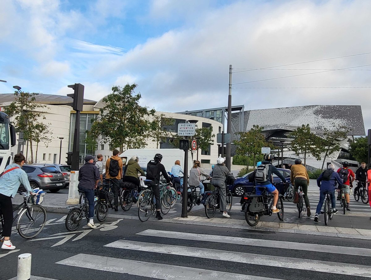 Paris En Selle - 19e tweet media