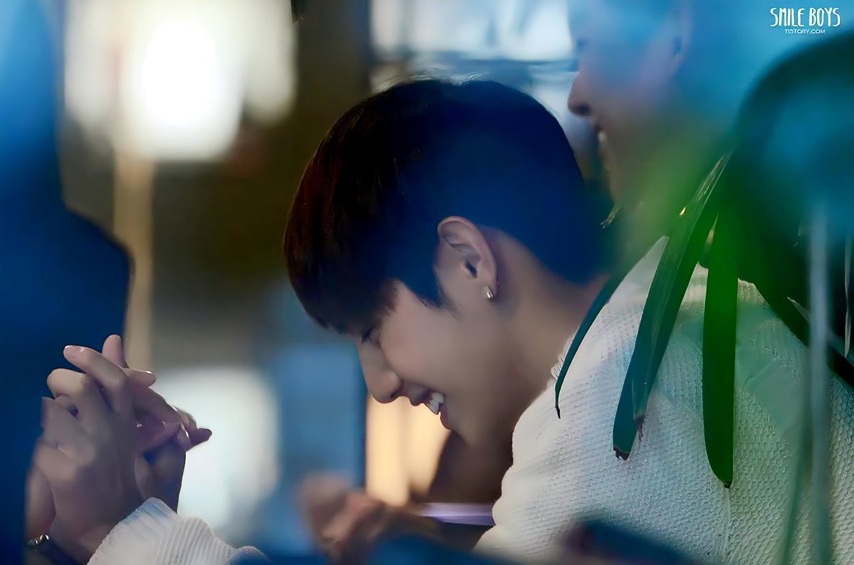 MYtuanzip's tweet photo. 140920 
Secret Fan Meeting
#MarkTuan #MARK thread ↓
(1/8) https://t.co/32s4bK0fNH