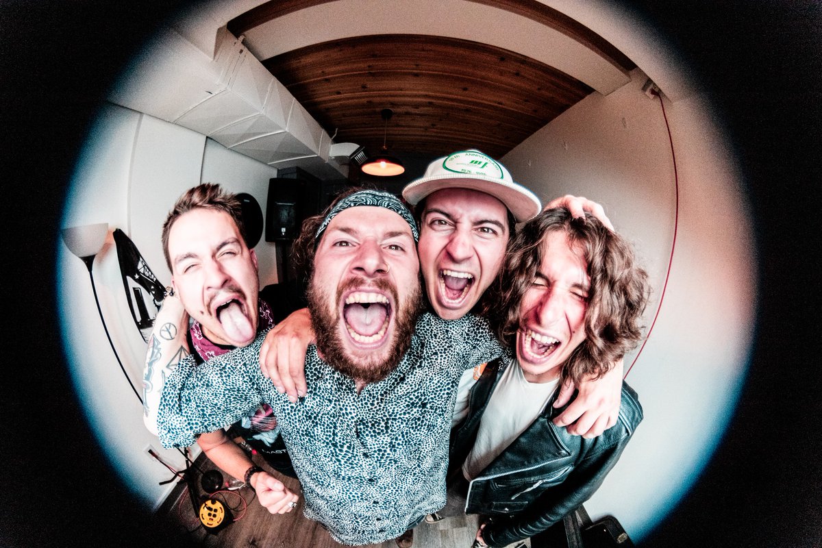 Saskatchewan's <a href="/DeadLevee/">Official Dead Levee</a> has unveiled their single, "Love &amp; Misery." Head to #CanadianBeats now to learn more via our Five Questions With segment. canadianbeats.ca/2023/09/20/dea… @auteurresearch