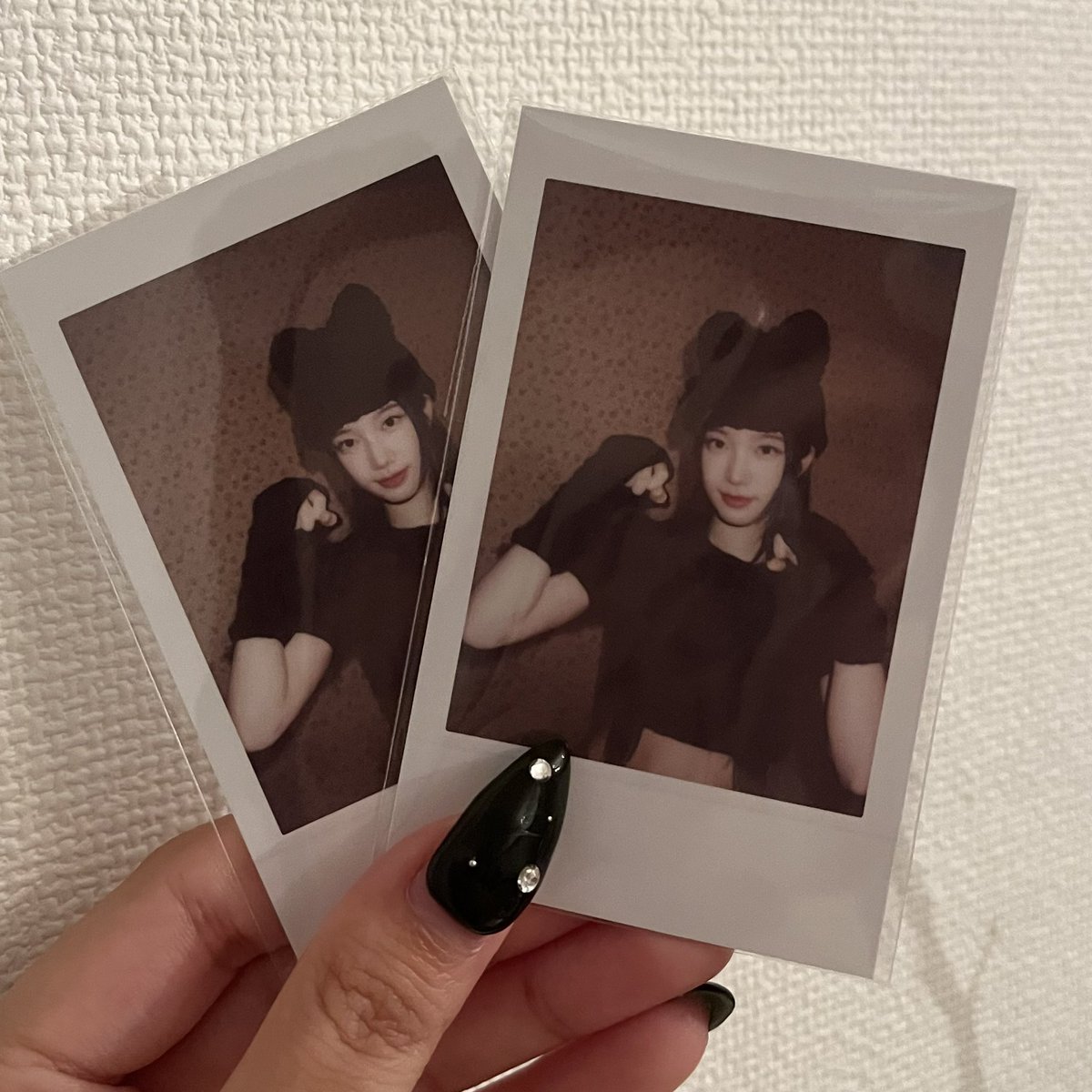 LE SSERAFIM ルセラフィム トレカ 交換

求)ウンチェ、チェウォン
譲)カズハ

2枚ございます。
どなたかウンチェお持ちの方いらっしゃいませんか？
リプお待ちしております🙇🏻‍♀️