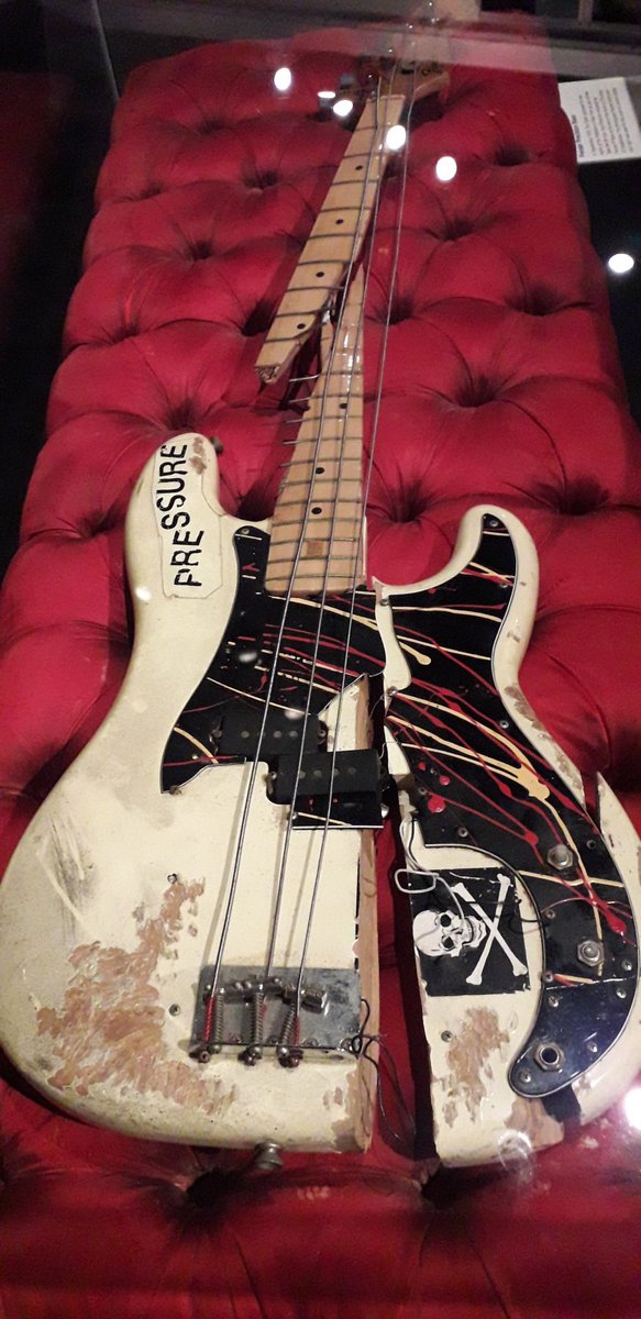 mook3000's tweet photo. @Albumism This is de bass now.. https://t.co/MpJMpzH2vP