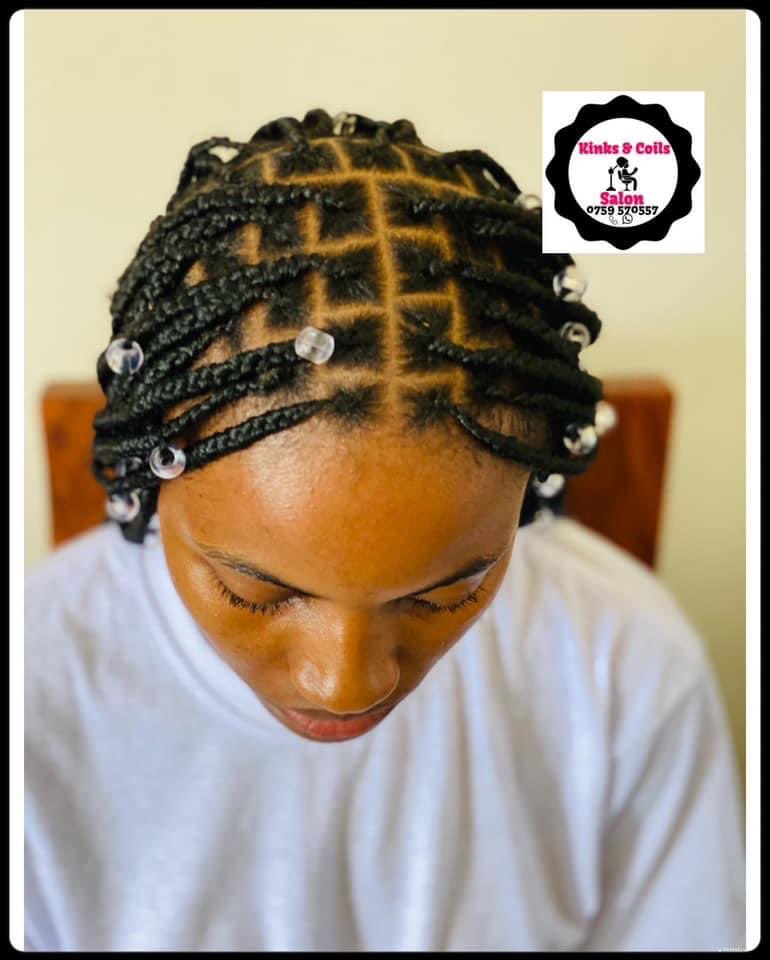 Kinks_Coils's tweet photo. Rain drop braids.
Our very own creation. U want a unique look, daring yet comfortable.

It’s one of the easiest protective style that will help give ur scalp a desired break

Kinks &amp; Coils Natural Hair Salon
🏠: Najjera1 opposite joys bakery 
☎️📞Call/ WhatsApp 0759570557 https://t.co/PaAEcM2n3C