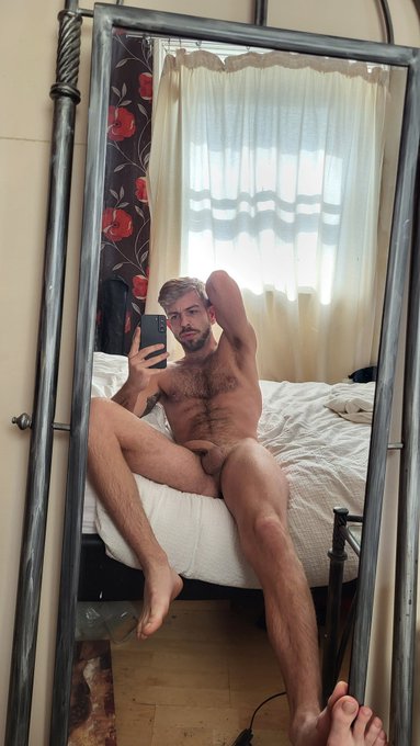 #JustAwoken https://t.co/SFt1BvlY9D<a href="/tag/justawoken"class="tags">#JustAwoken</a>