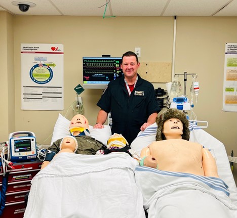 When EHS LifeFlight critical care flight paramedics and nurses are not on their way to calls, they can usually be found in the simulation room, learning and keeping up to date with the latest information and clinical guidelines. #HCSimWeek

Read more: tinyurl.com/4nt2dbmh