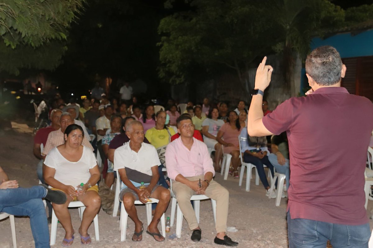 AlcaldiaCodazzi's tweet photo. ¡Se acabó la espera! La calle 25 necesita ser intervenida en su totalidad y en el gobierno de @OmarBenjumeaOsp es una realidad. ☑️ https://t.co/Q6CELC3mqP