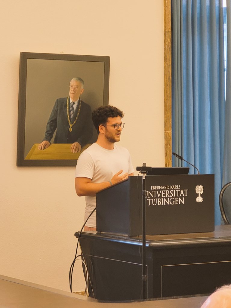 Our last scientific talk is delivered by Samuele Virgili from <a href="/InstVisionParis/">Institut de la Vision</a> on how the selectivity of retinal ganglion cells dynamically changes when stimulated with a moving object. 
#MSCA #retina #visionscience