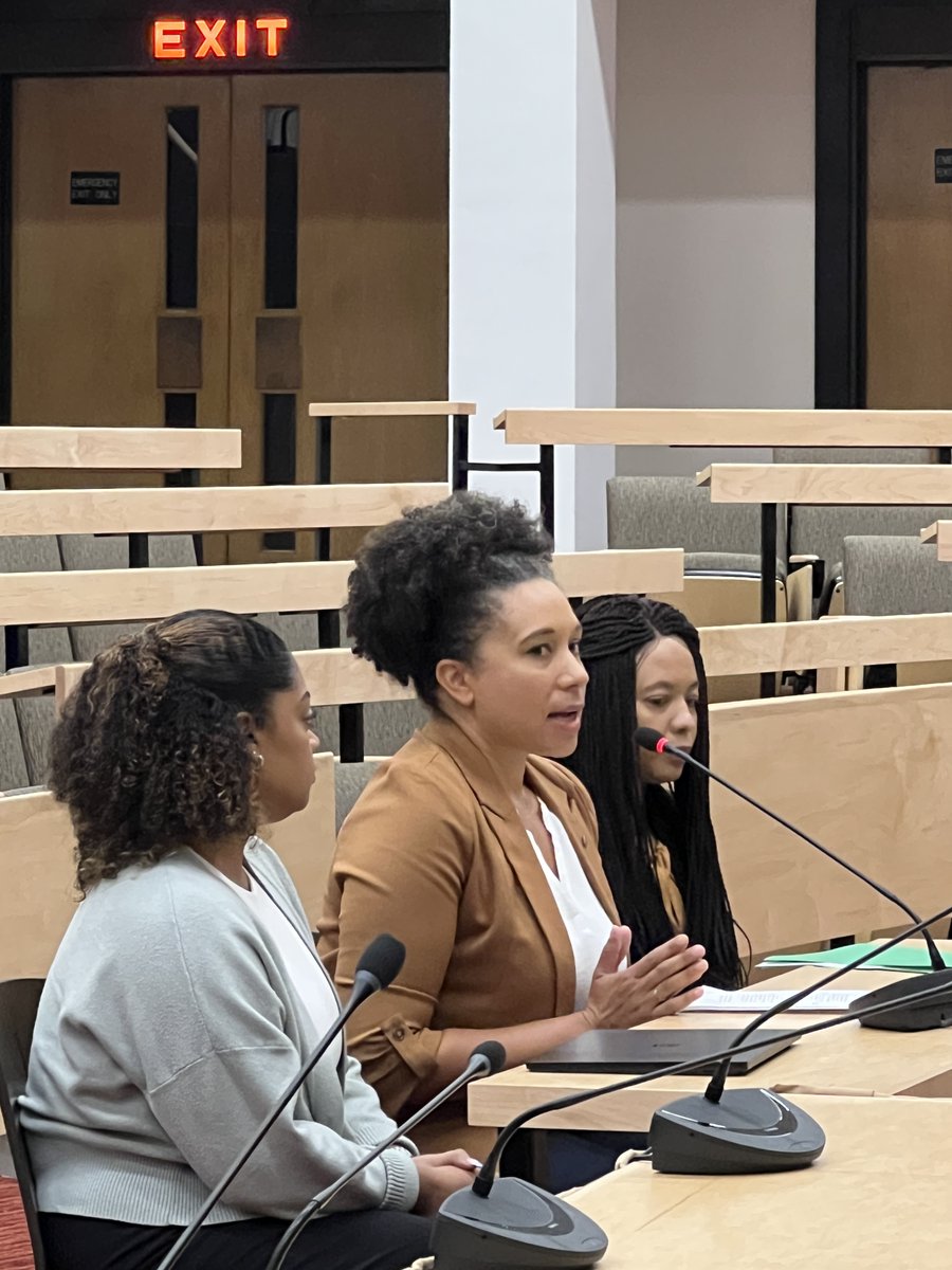 OneGoalGraduate's tweet image. OneGoal Exec. Director Amanda Seider joined @uAspire and @EdTrustMa to speak to members of the Massachusetts Joint Committee on Higher Education on behalf of all Fellows, to support more affordable postsecondary choices for all students.
