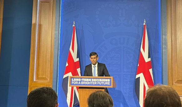 carla_denyer's tweet photo. Sunak's #NetZero u-turn speech is chillingly Orwellian

He stands at a lectern that says "Long-term decisions for a brighter future" to abandon what limited long-term thinking the Govt had, in favour of short-term efforts to chase votes from climate doubters at the next election. https://t.co/1j9r32aFwG