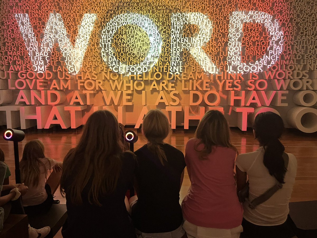 HB8DCTRIP's tweet photo. We had a fantastic time at Planet Word Museum! We highly recommend visiting the next time you’re in DC! Be sure to ask your daughter about it when she returns! https://t.co/HObRNxTRhf